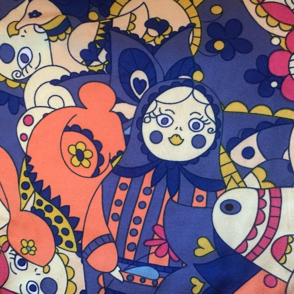 LulaRoe Tall & Curvy Leggings: Russian Doll